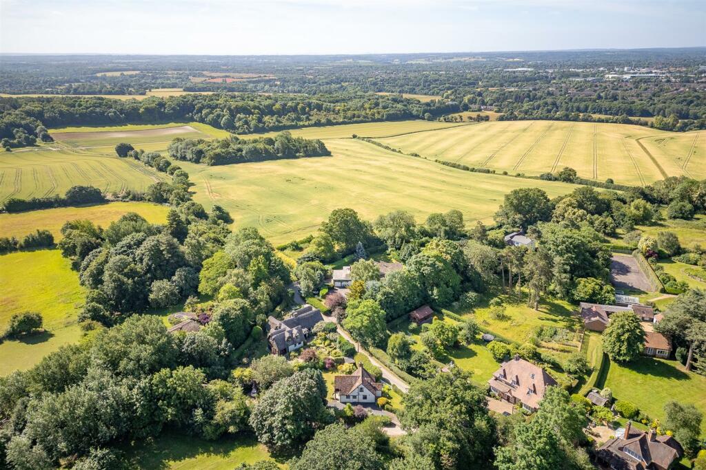 Additional image 25 of Pennyfathers Lane, Harmer Green Lane, Digswell