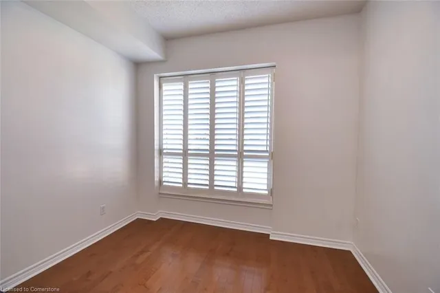 Additional image 14 of 3000 Creekside Dr Unit 604