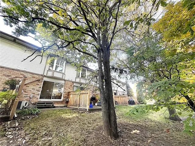 Additional image 32 of 2015 Cleaver Ave Unit 23