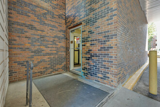 Additional image 5 of 4404 122 St NW