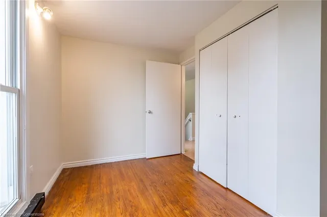 Additional image 21 of 25 Britten Close Unit B52