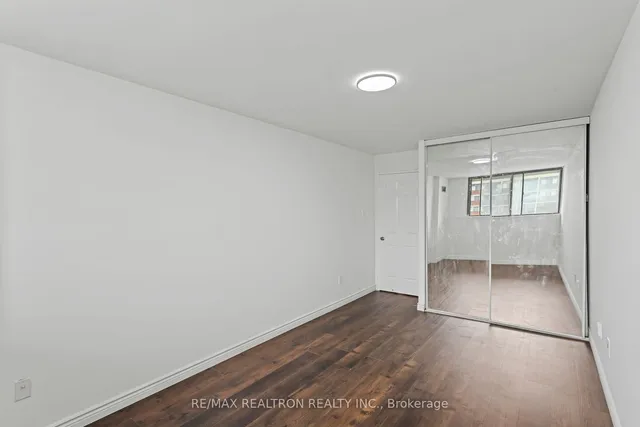 Additional image 23 of 10 Tapscott Rd Unit 1110