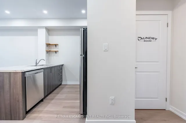 Additional image 10 of 125 Shoreview Pl Unit 205