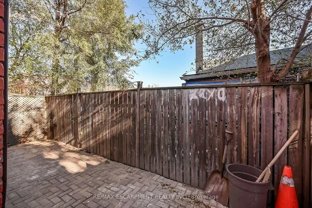 Additional image 28 of 346 Emerald St