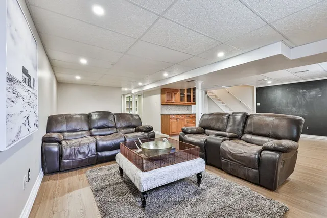 Additional image 28 of 2911 Darien Rd