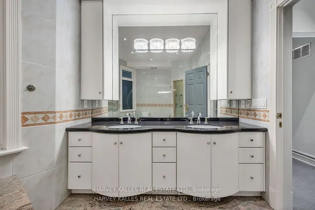 Additional image 18 of 125 Hazelton Ave