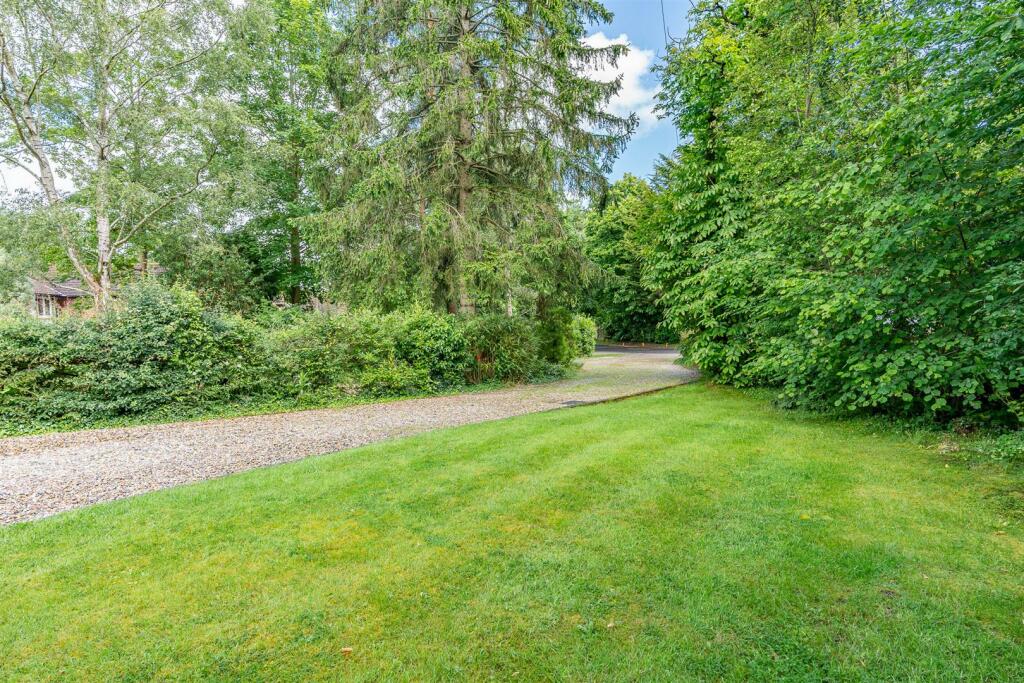 Additional image 25 of Cowpers Way, Tewin, Welwyn