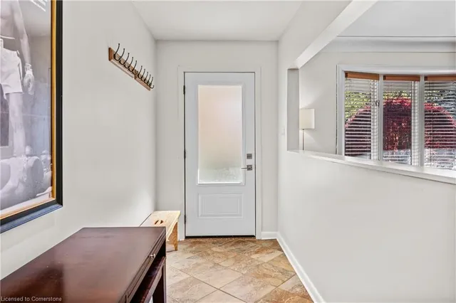 Additional image 5 of 375 Clarendon Dr