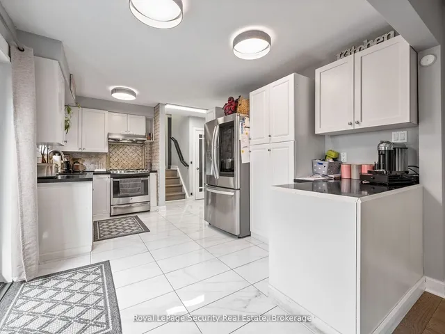 Additional image 20 of 2 Maitland Ave