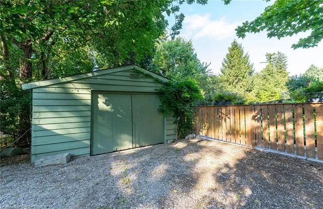 Additional image 4 of 31 Academy St