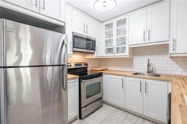 Additional image 2 of 4003 KILMER Dr Unit 303