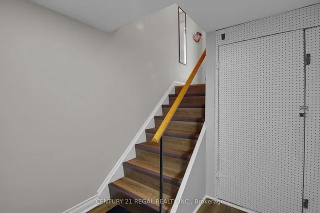 Additional image 30 of 63 Poynter Dr