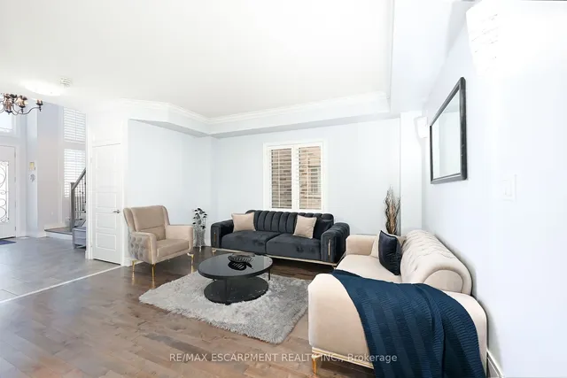 Additional image 18 of 30 ASCOLI Dr