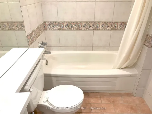 Additional image 10 of 633 Bay St Unit 511