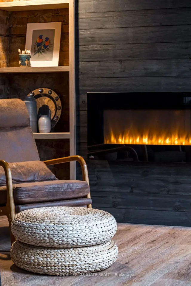 Additional image 19 of 20 Peter St