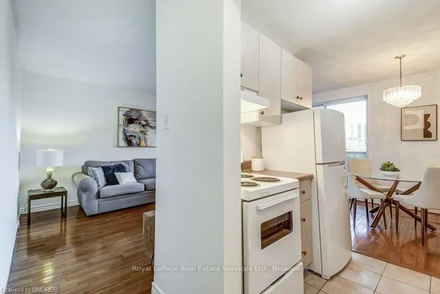 Additional image 36 of 81 CHARLTON Ave Unit 201