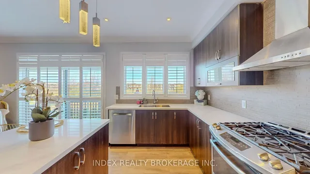 Additional image 10 of 268 Crafter Cres