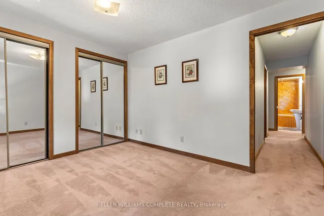 Additional image 18 of 11 FORD St