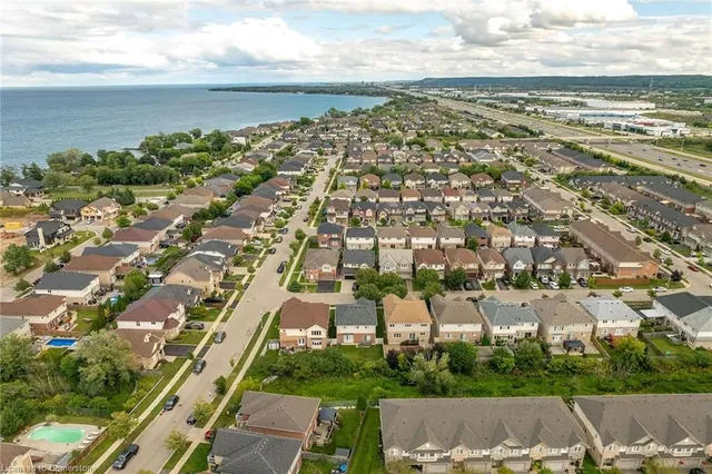 Additional image 47 of 8 Saybrook Gdns