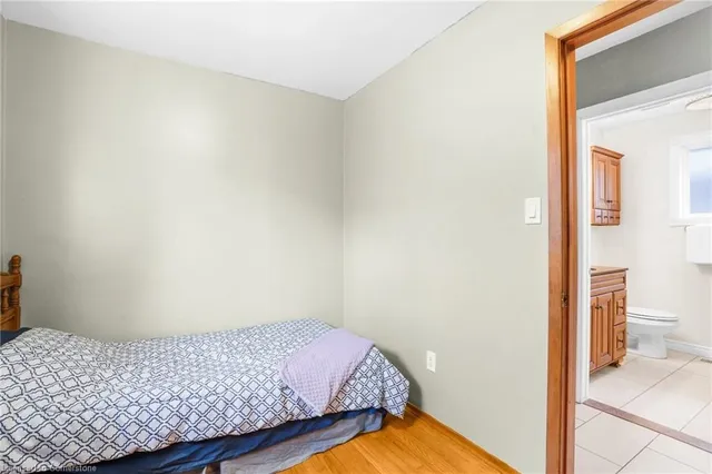 Additional image 24 of 67 Burton St