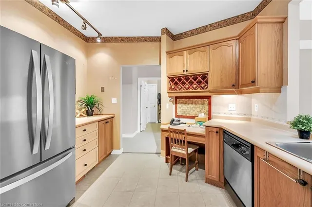 Additional image 12 of 54 Greentrail Dr