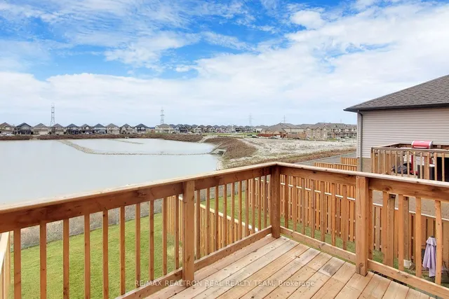 Additional image 34 of 28 Laguna Village Cres