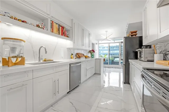 Additional image 28 of 1237 NORTH SHORE Blvd Unit 903