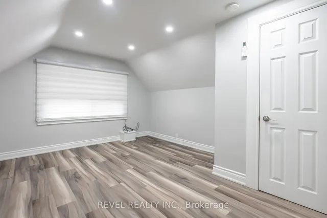 Additional image 34 of 34 Sherman Ave