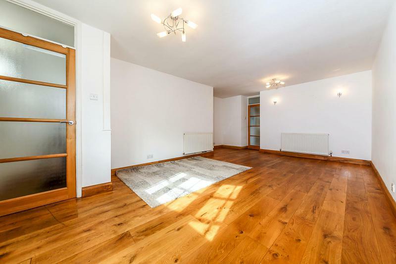 Additional image 2 of Pickford Road, Markyate, AL3