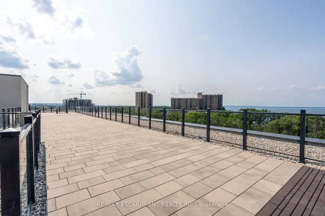 Additional image 40 of 125 Shoreview Pl Unit 205