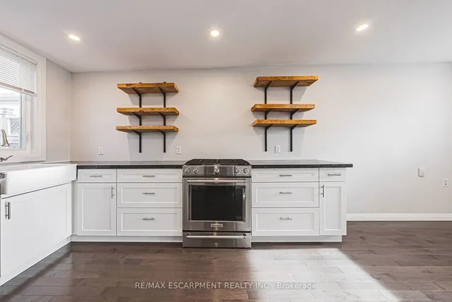 Additional image 8 of 189 Crockett St