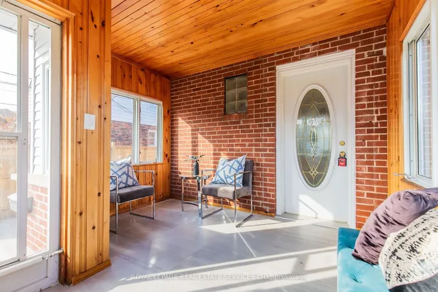 Additional image 3 of 46 Upper Walker Ave