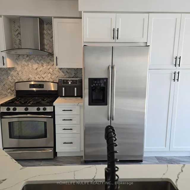 Additional image 8 of 1062 Clark Blvd