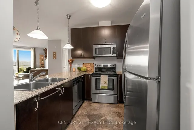 Additional image 12 of 383 Main St Unit 424