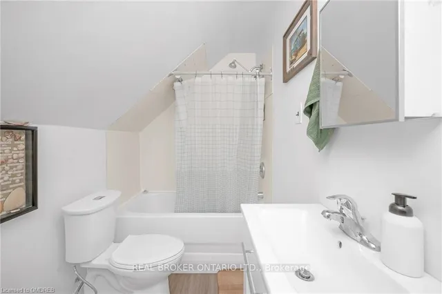 Additional image 28 of 117 Fairleigh Ave