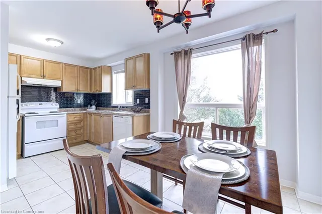 Additional image 11 of 151 Green Rd Unit 26