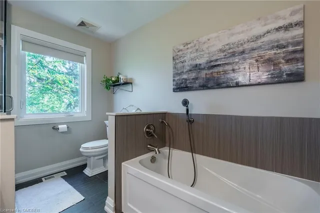 Additional image 29 of 81 Glancaster Rd