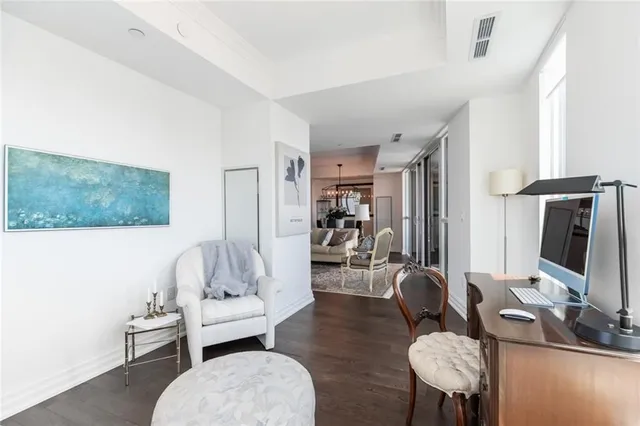 Additional image 24 of 2060 LAKESHORE Rd Unit 1401