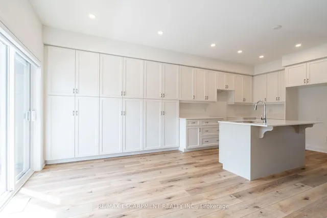 Additional image 5 of 11 Raspberry Lane