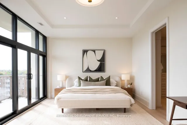 Additional image 9 of 1 Strathgowan Ave Unit LPH 804