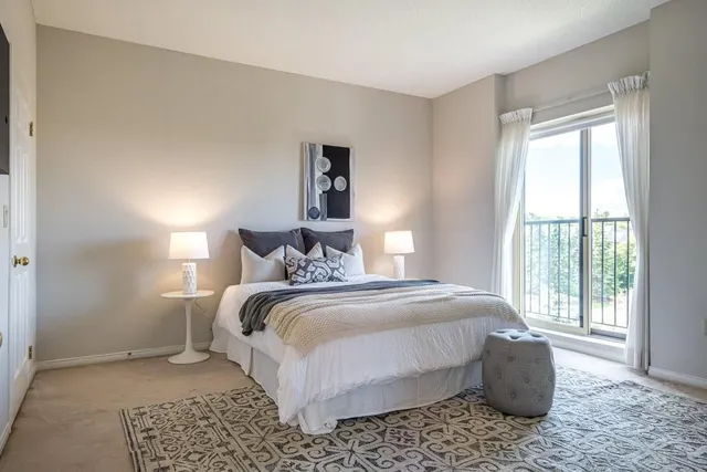 Additional image 16 of 3497 UPPER MIDDLE Rd Unit 409