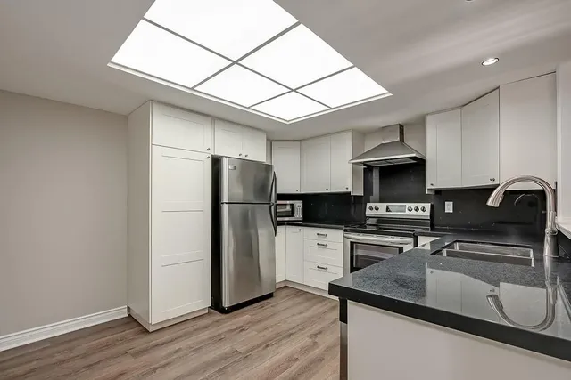 Additional image 14 of 1237 NORTH SHORE Blvd Unit 407