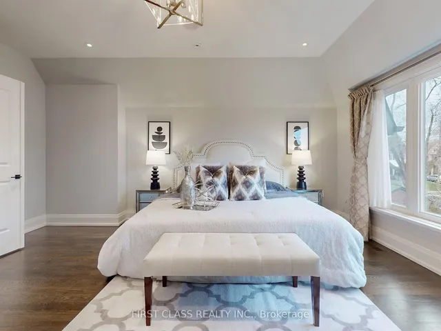 Additional image 26 of 504 Broadway Ave