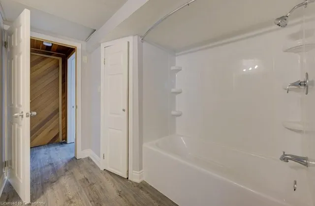 Additional image 35 of 582 Chamberlain Rd