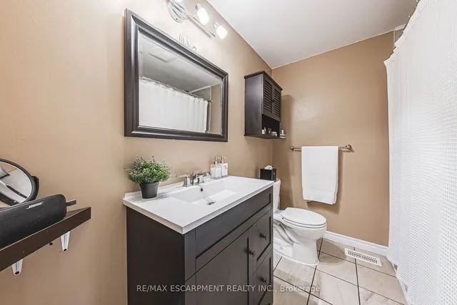 Additional image 27 of 1155 PARAMOUNT Dr Unit 26