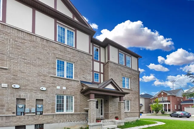 Additional image 36 of 86 Locker Pl