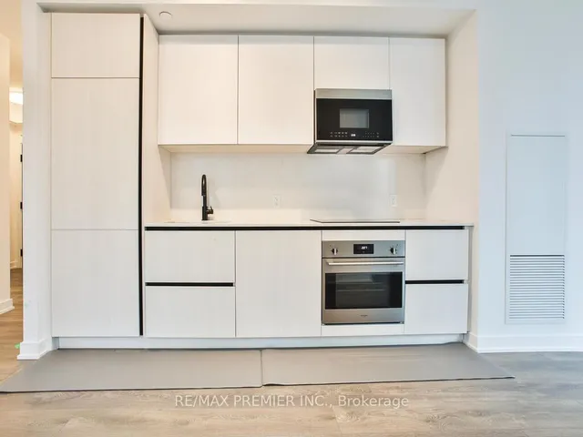 Additional image 13 of 108 Peter St Unit 1715