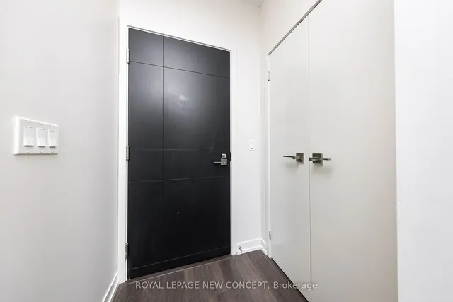 Additional image 31 of 98 LILLIAN St Unit 413