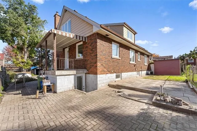 Additional image 26 of 106 Simcoe St