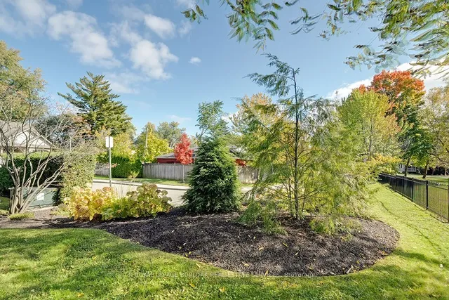 Additional image 33 of 2141 Caroline St Unit 1